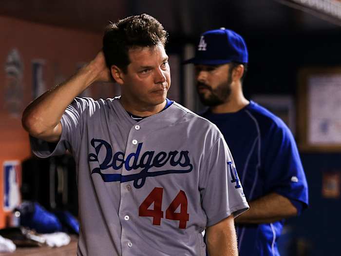 dodgers-rich-hill-pulled-dave-roberts.jpg